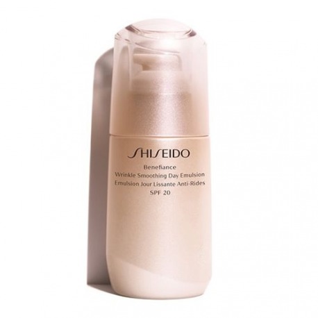 SHISEIDO Benefiance - Emulsion Jour Lissante Anti-Rides SPF20 SHISEIDO Benefiance - Emulsion Jour Lissante Anti-Rides SPF20